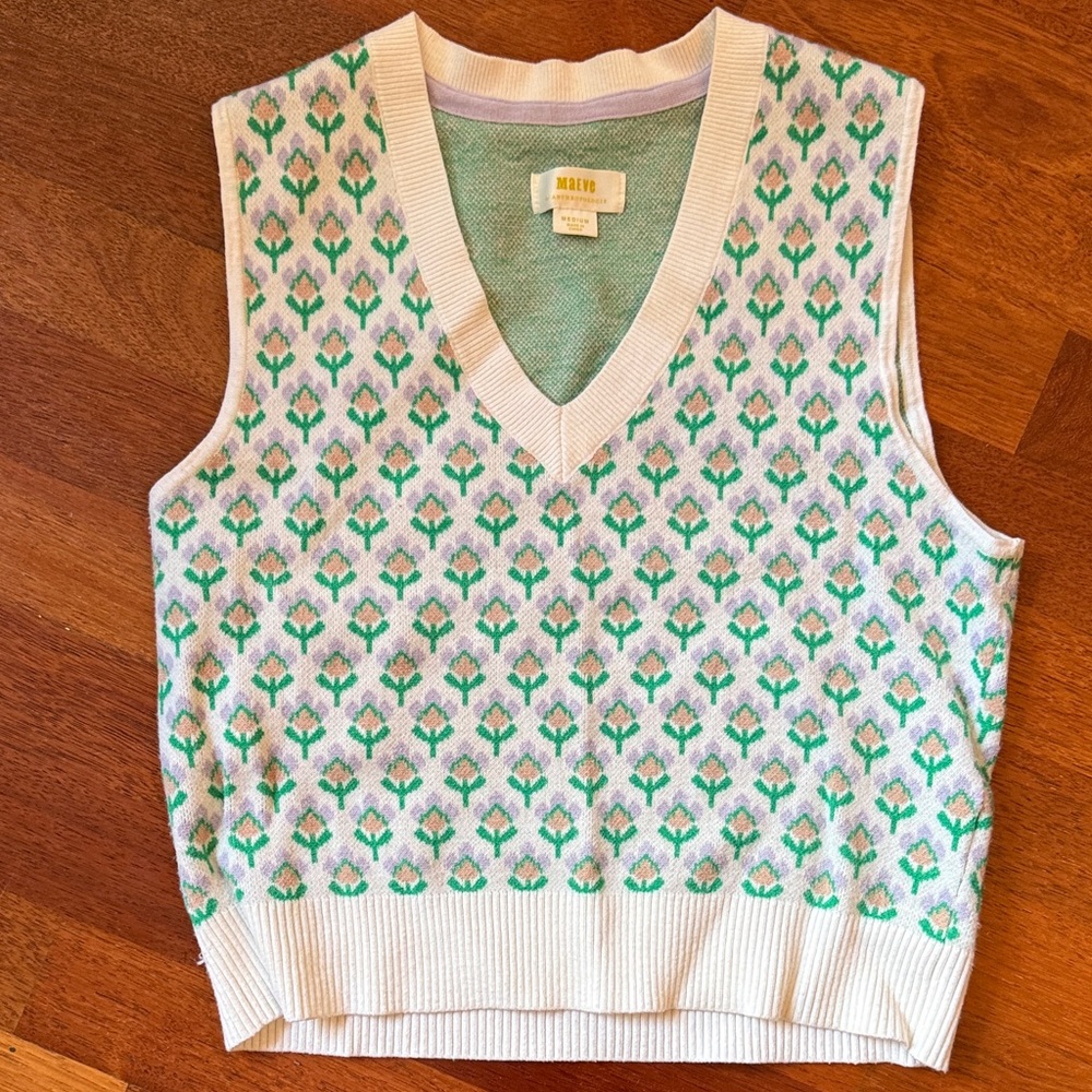 Madewell Cream V-Neck Knit Vest with Green Floral Pattern